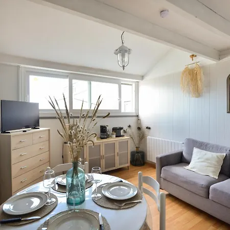 L'oasis Des Nouveaux Bassins - Vue Port 库尔瑟勒·苏尔·梅尔